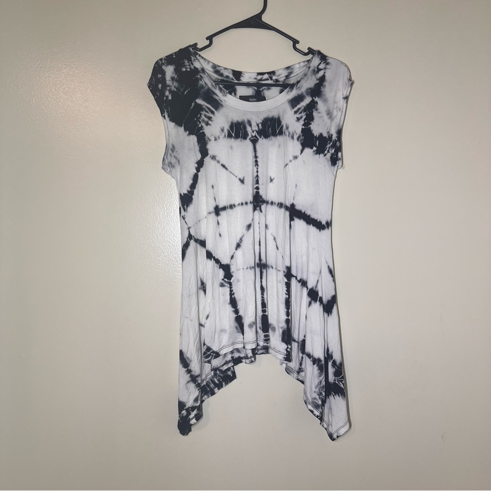 Mossimo Black and White Tie-Dye Tee